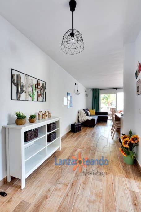 Vivienda Vacacional Cactus Коста Тегисе Екстериор снимка