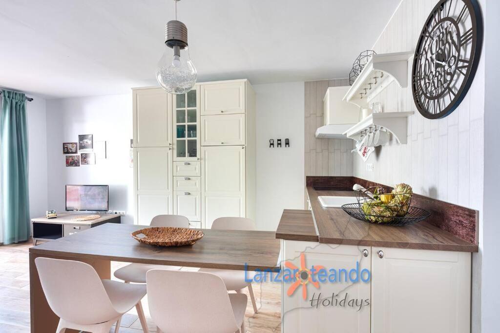 Vivienda Vacacional Cactus Коста Тегисе Екстериор снимка